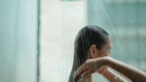 Read more about the article Benefits of a Cold Shower: Boost Your Health and Well-Being