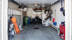 Read more about the article How to Clean and Organize a Garage Efficiently for Maximum Space and Functionality